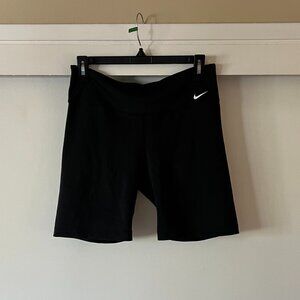 Nike One: Women's 7" Bike Shorts